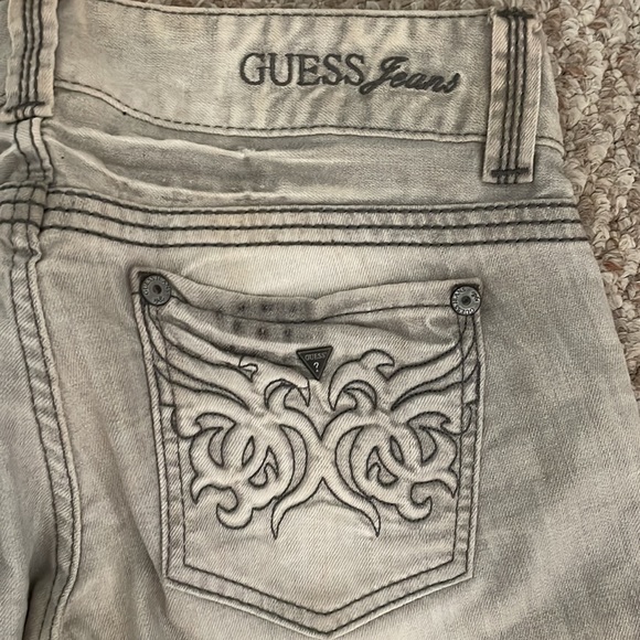Guess Jean in grey size 27 - Picture 4 of 4